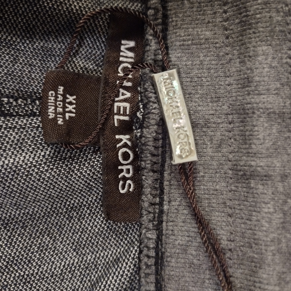 I am selling Michael kors XXL softball/baseball jacket and pants - Picture 4 of 4
